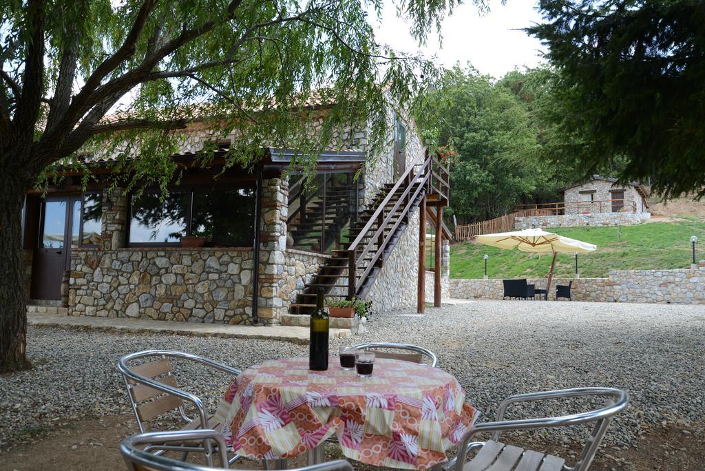 La Locanda Del Poeta Acri Bagian luar foto